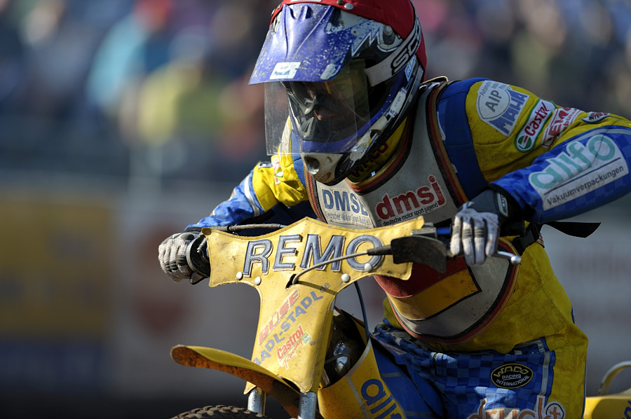 11 Speedway Pocking