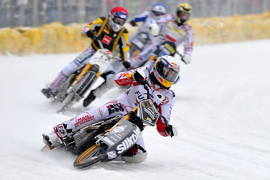 13 20100106 152258 eisspeedway