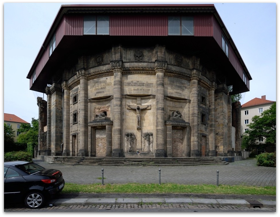 140628 Dresden 800 032 DxOVP,
20140628
Dresden, alte Zionskirche
D800 24-120/4,0