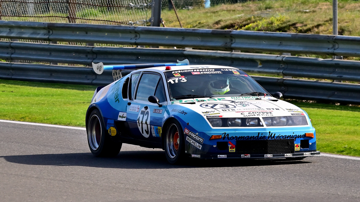 173 Alpine A310