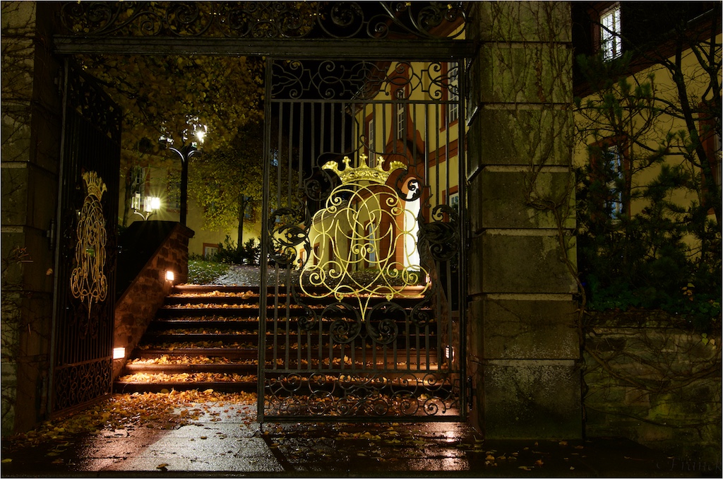 18 35 mm Schloss bei Nacht 5