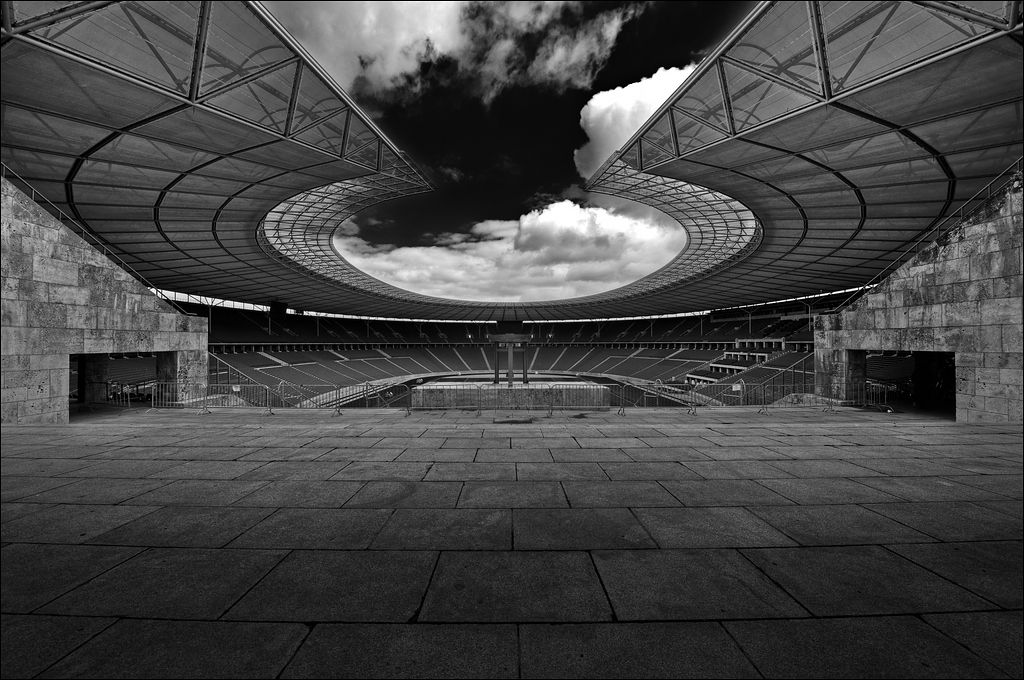 19 Stadionfeuer  - Berlin 09-2012