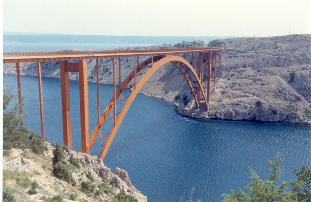 1984.JPG