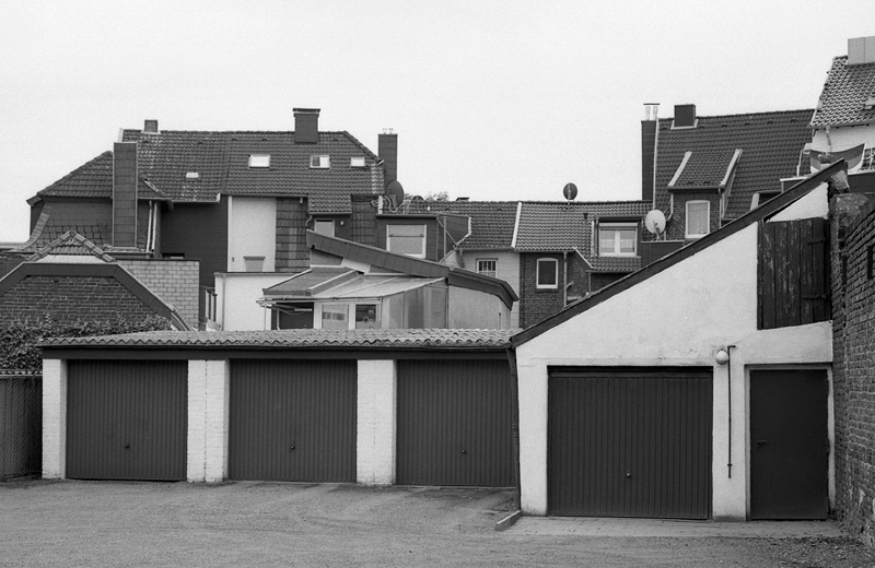 198800agfaapx100hinterhof