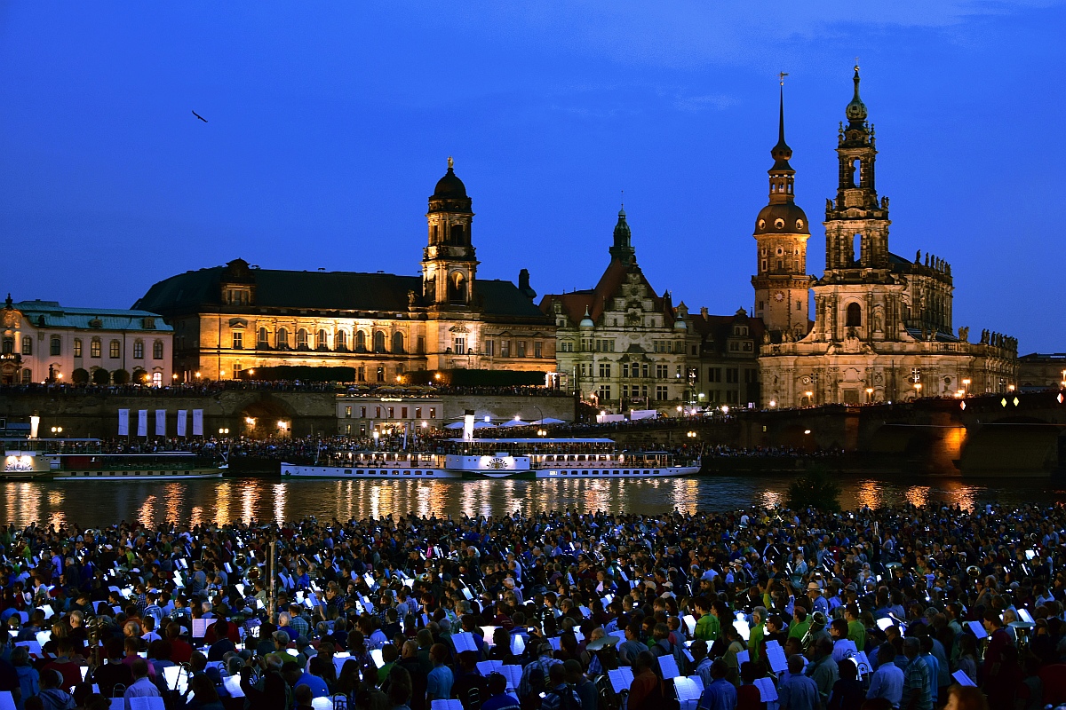 2. Deutscher evangelischer Posaunentag in Dresden, Bläserserenade am Elbufer, 04.06.2016