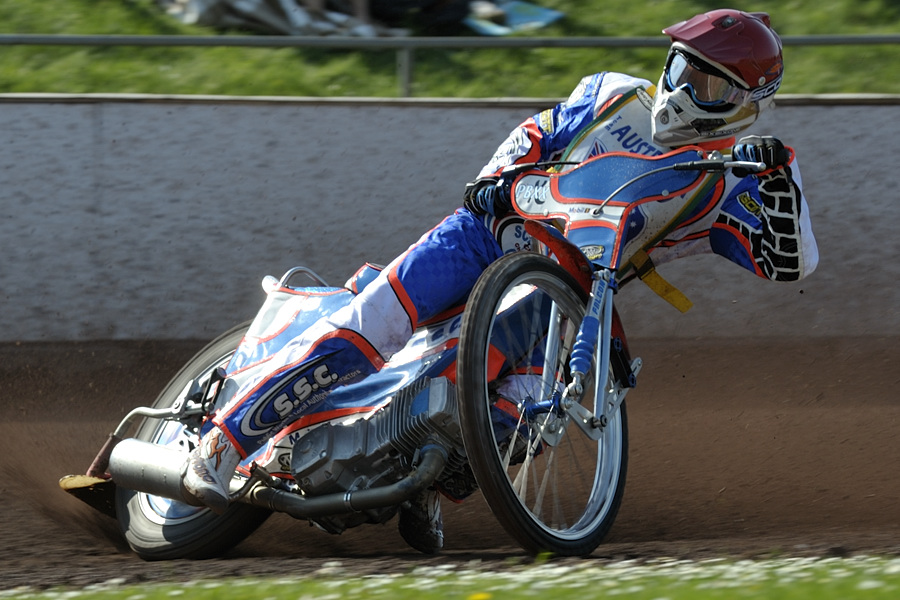 2 Speedway Pocking
