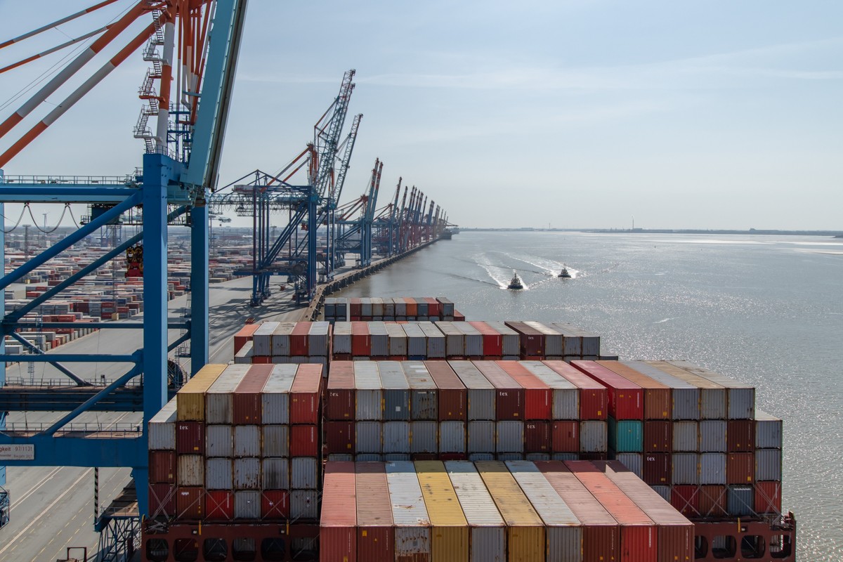 200411 Edith Maersk DL-1.jpg