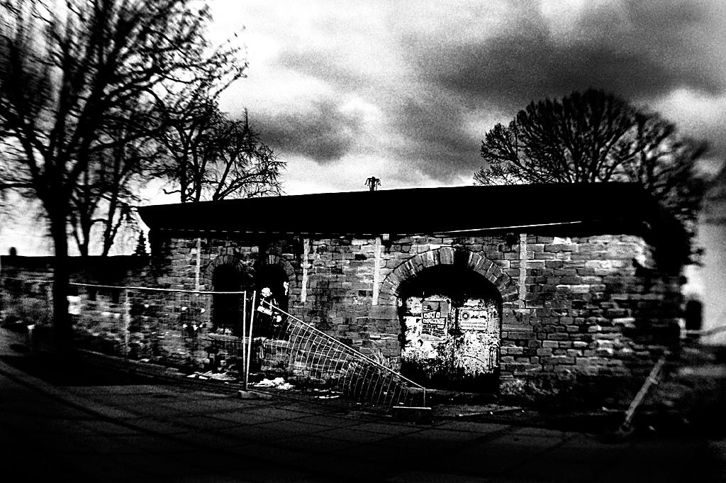 2009 03 16 Lensbabys Stadt Sarah D7C 5454 cnx ps sw web