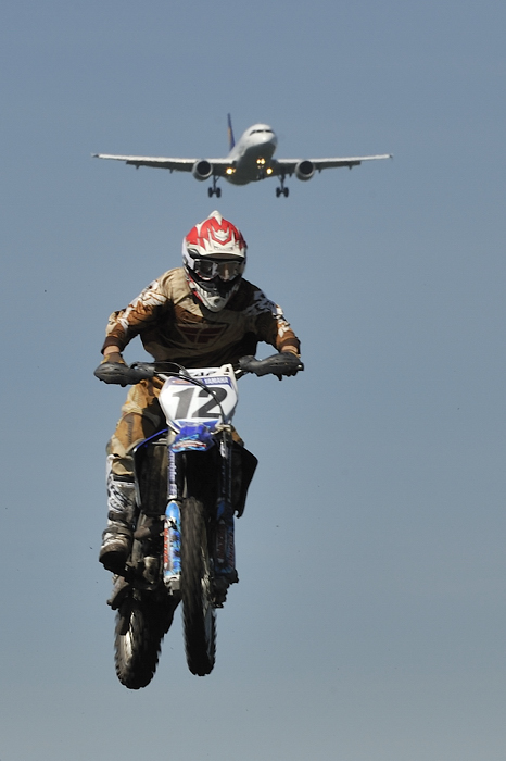 20090517 114428 56 Motocross Flughafen