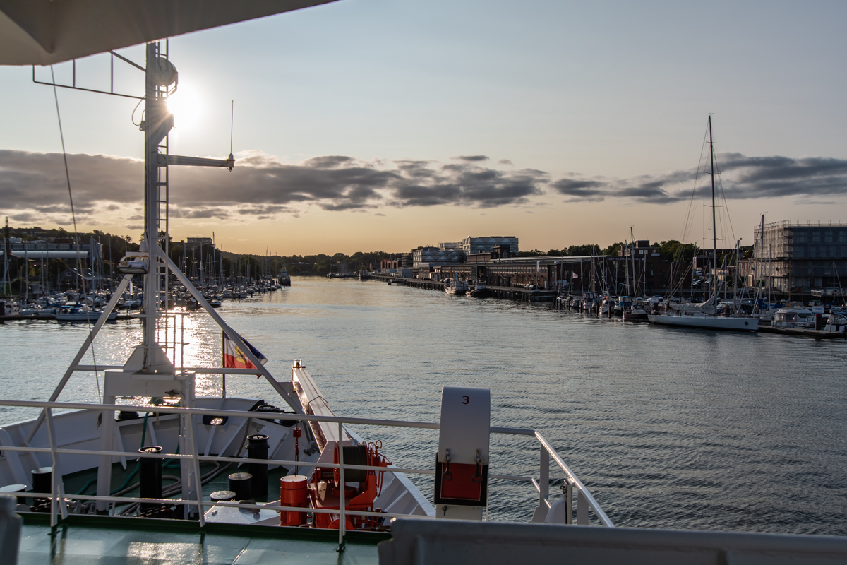 200918 AL545 NF-F-2.jpg