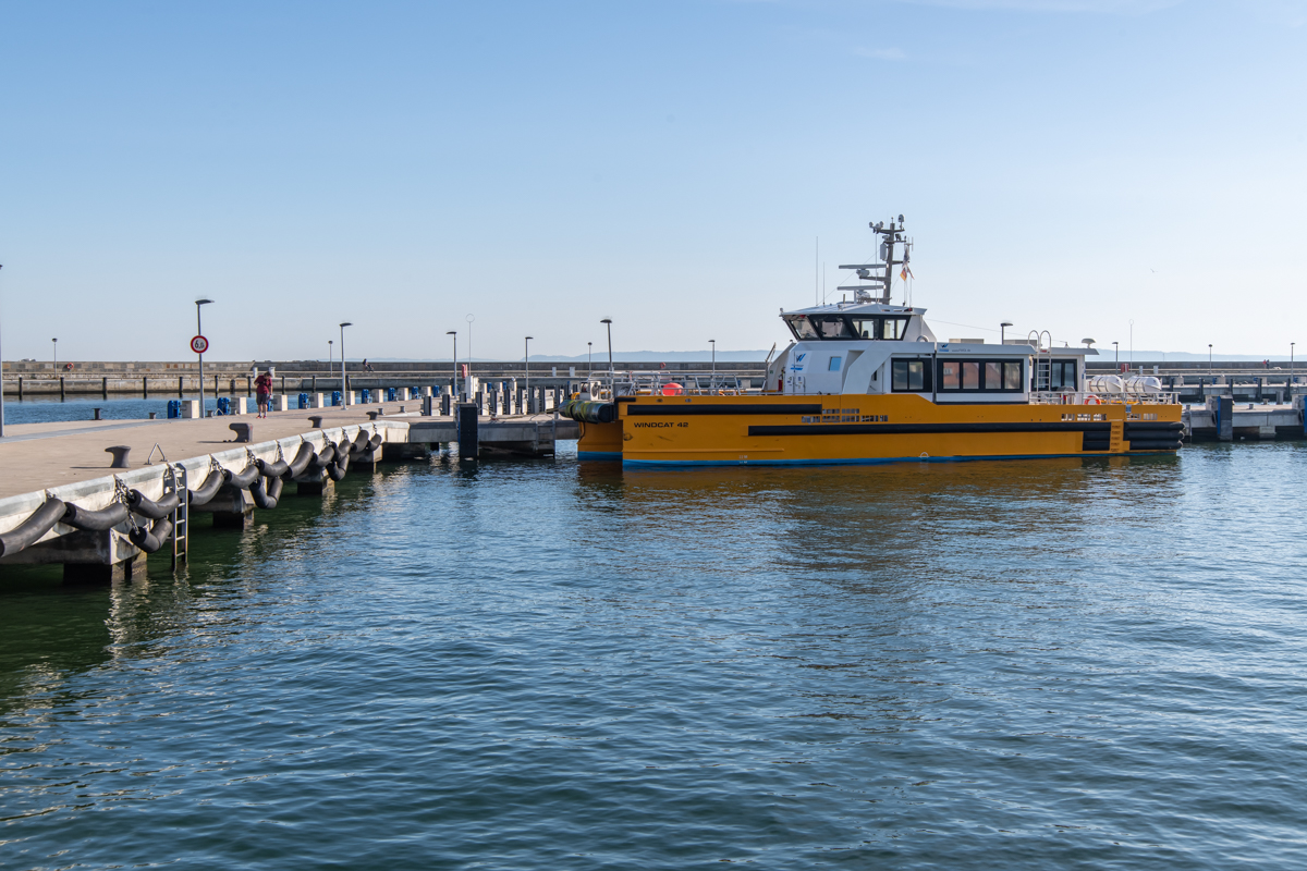 200921 AL545 NF-F-21.jpg