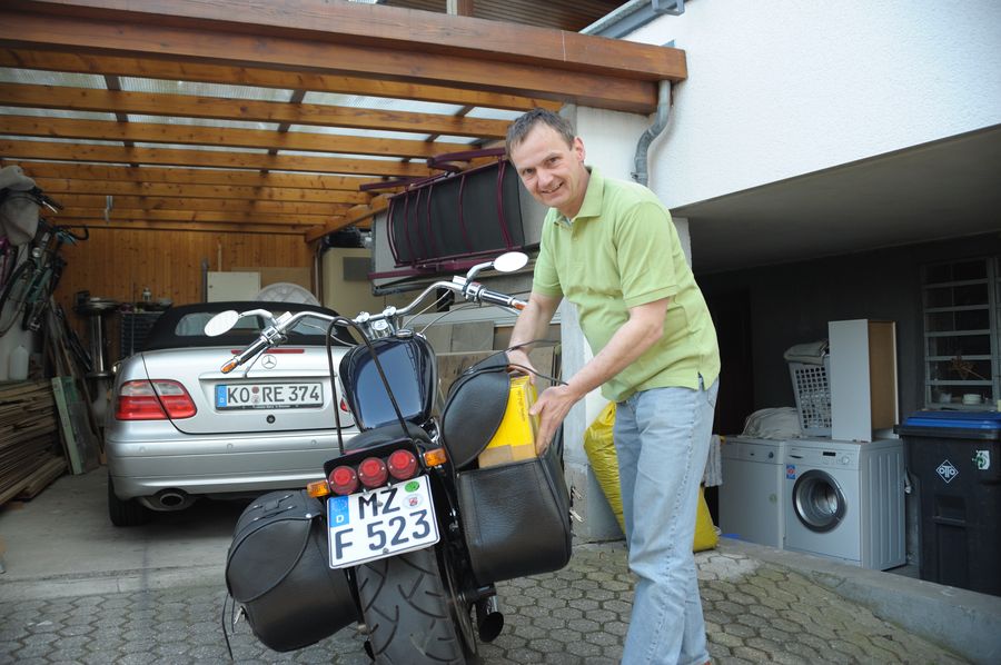 2010 04 16 FM2 Uebergabe Rhens D7C 8692
