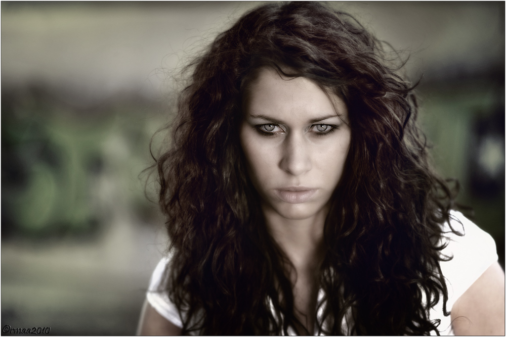 20100425155947 0245 g1000x667x232kb