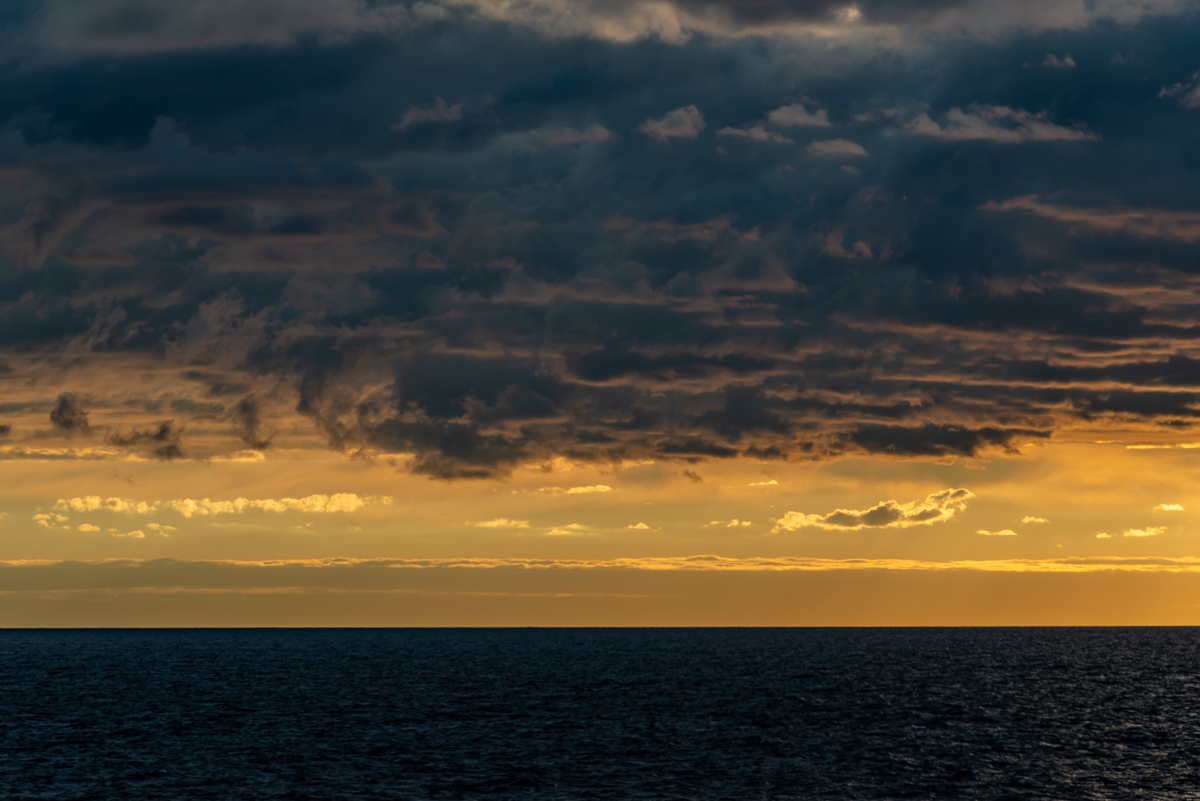 201005 AL546 NF-F-4.jpg
