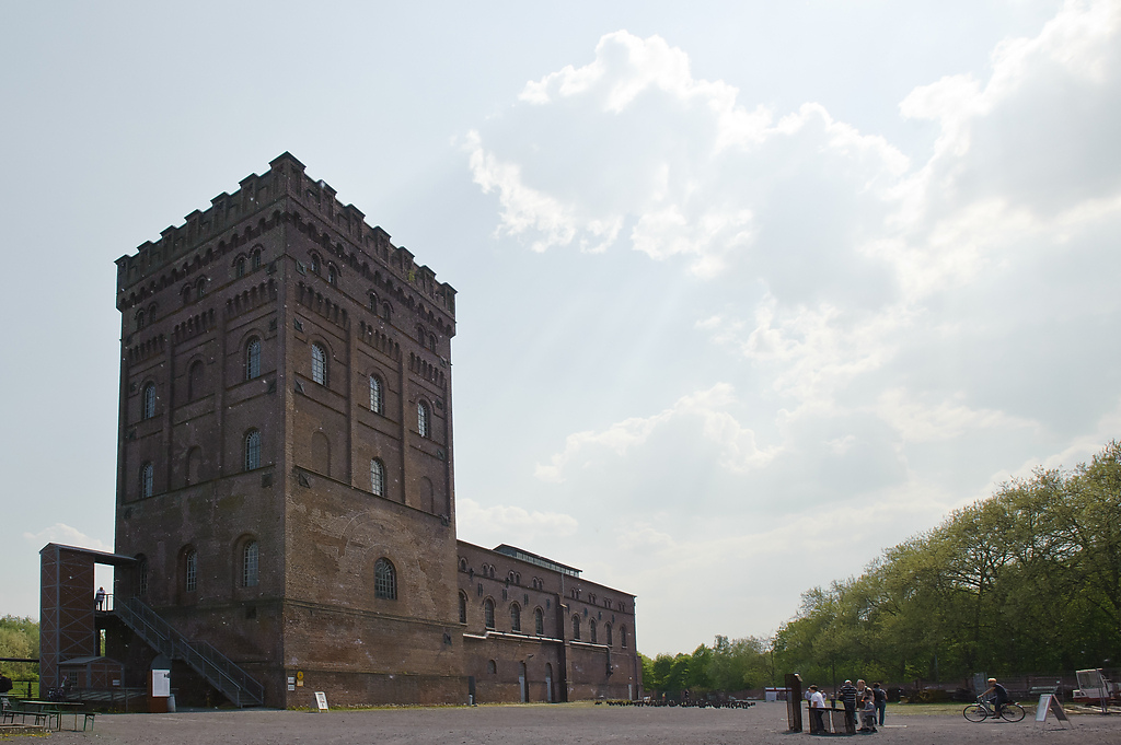 20110422 8014 [NIKON D3] 17 mm,1 2000 Sek. bei ƒ   9,0