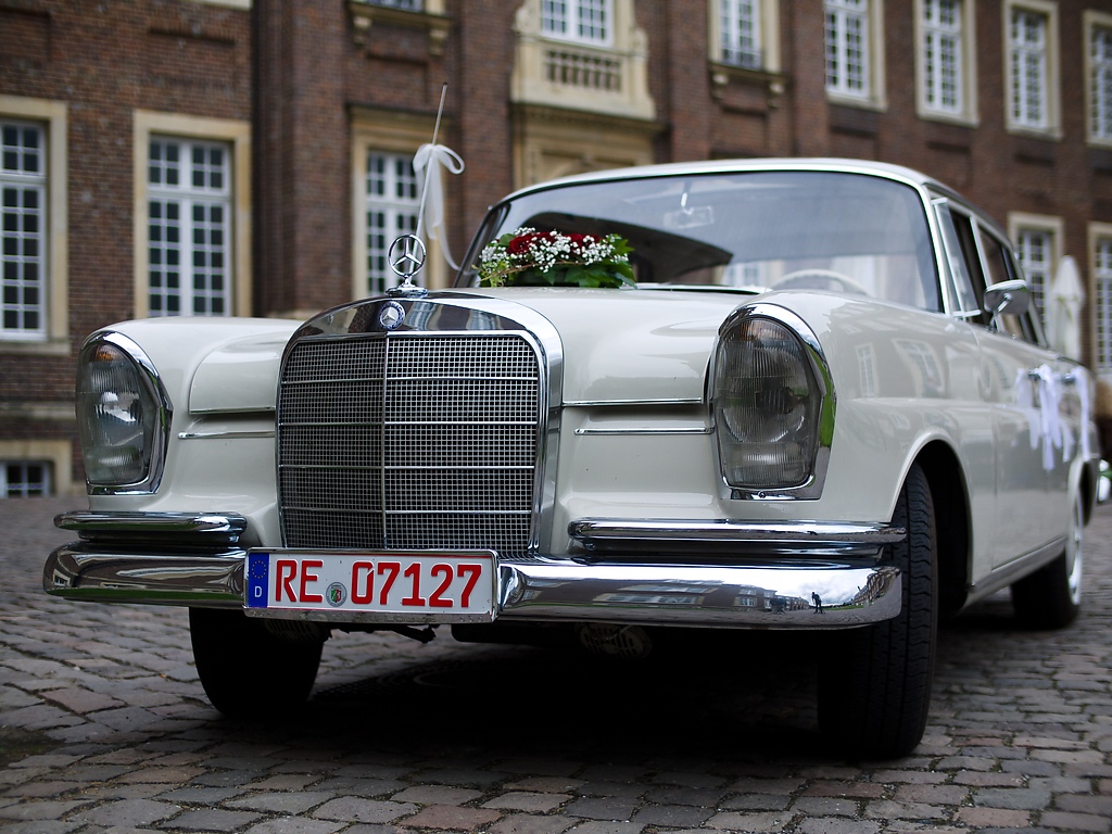 20110813 1070800 [DMC G1] ,1 2000 Sek.