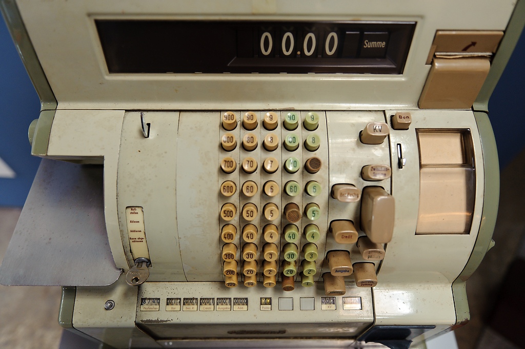 20110917 0246 [NIKON D3] 27 mm,1 60 Sek. bei ƒ   2,8