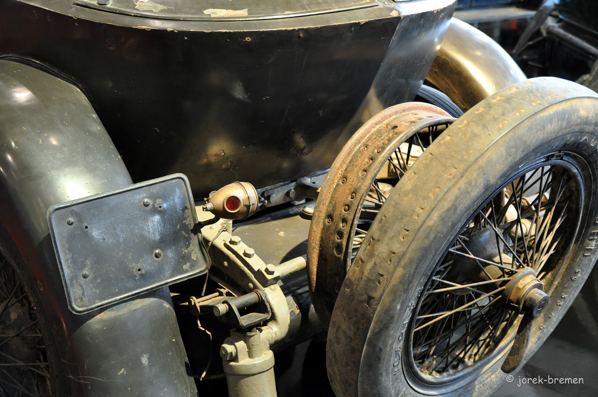 20120203-HB-Classic-1202-094.jpg