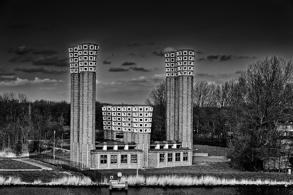 2015 04 04 Ventilationsystem Velsertunnel Nordseekanal,Amsterdam 095 DxO