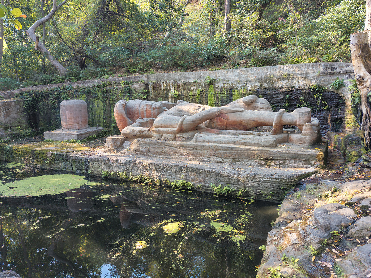 2025-04-16 032 Vishnu Statue.jpg