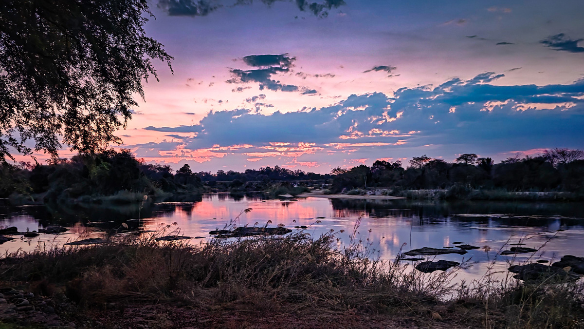 2025-09-28 076 Sunset at Popa Falls.jpg