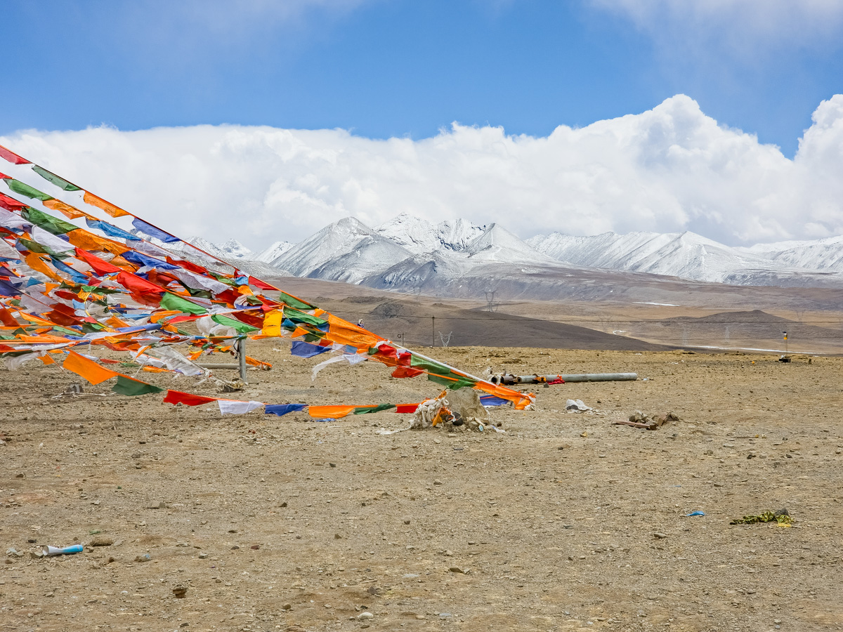 2026-04-07 25 Drive to Mount Everest.jpg