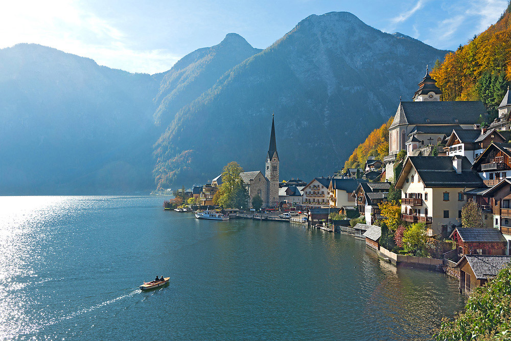 2131021 71K 0669 Boot Hallstatt 1080