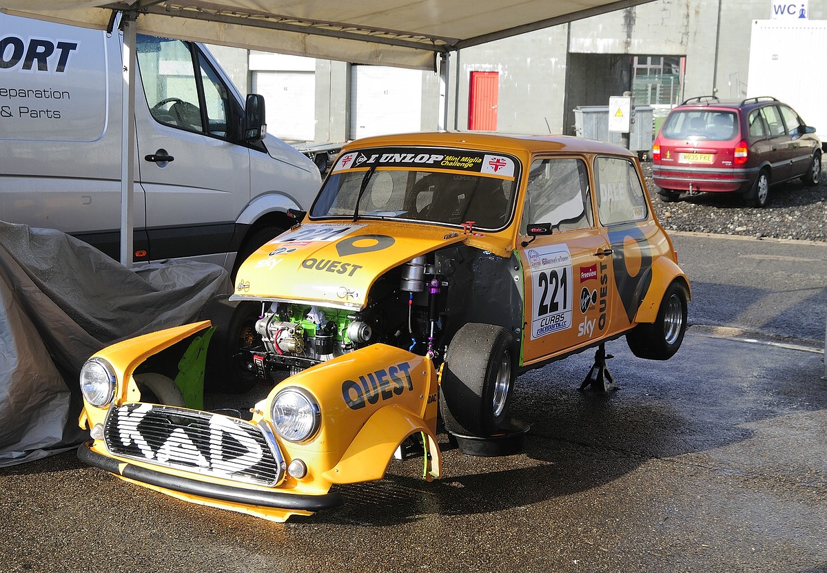 221 Mini Cooper