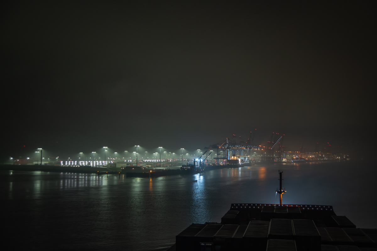 240321 Stromkaje Nacht-1.jpg