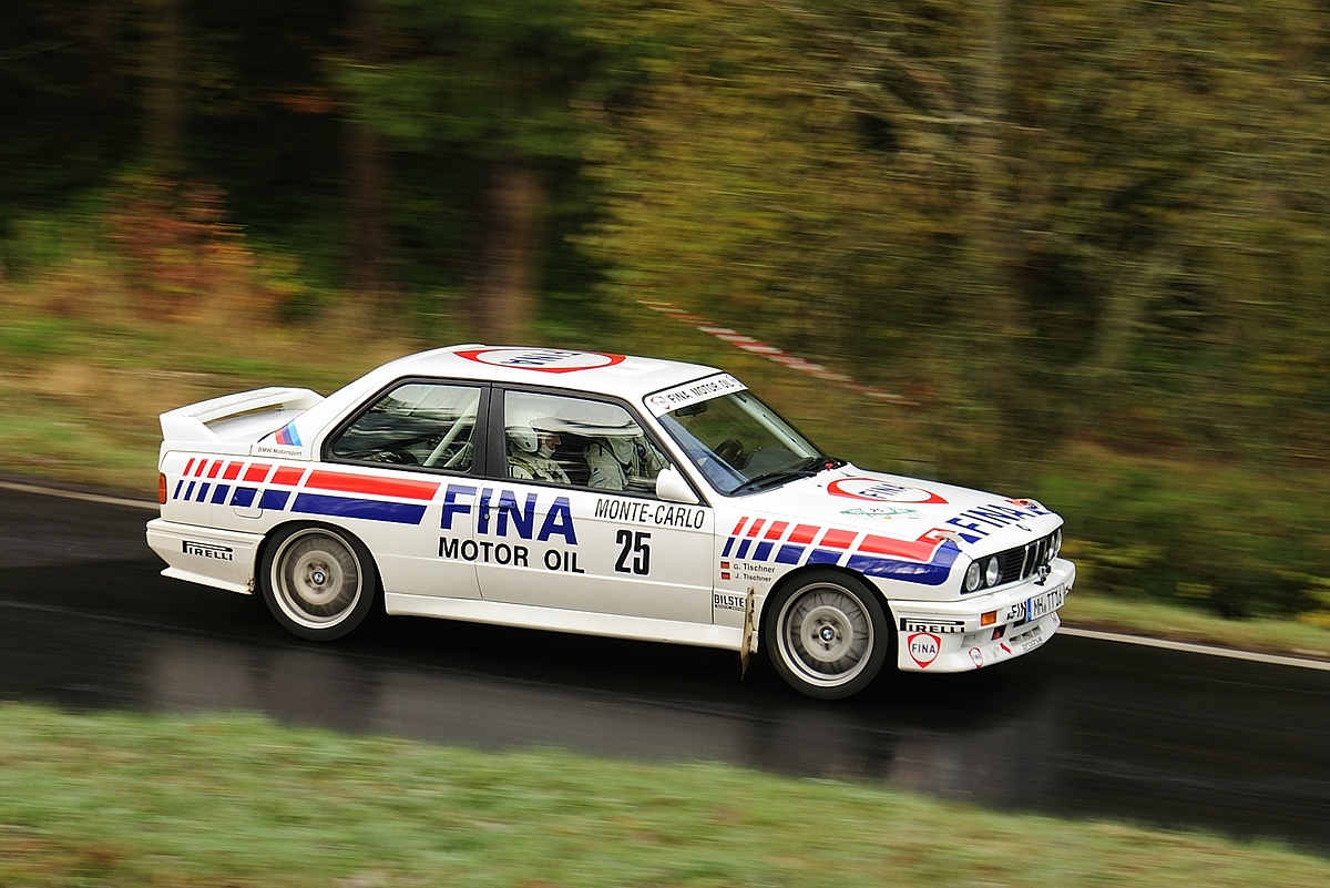 25 BMW
M3 E30