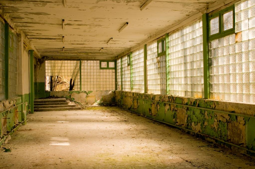 30 Vorhalle Sporthalle
