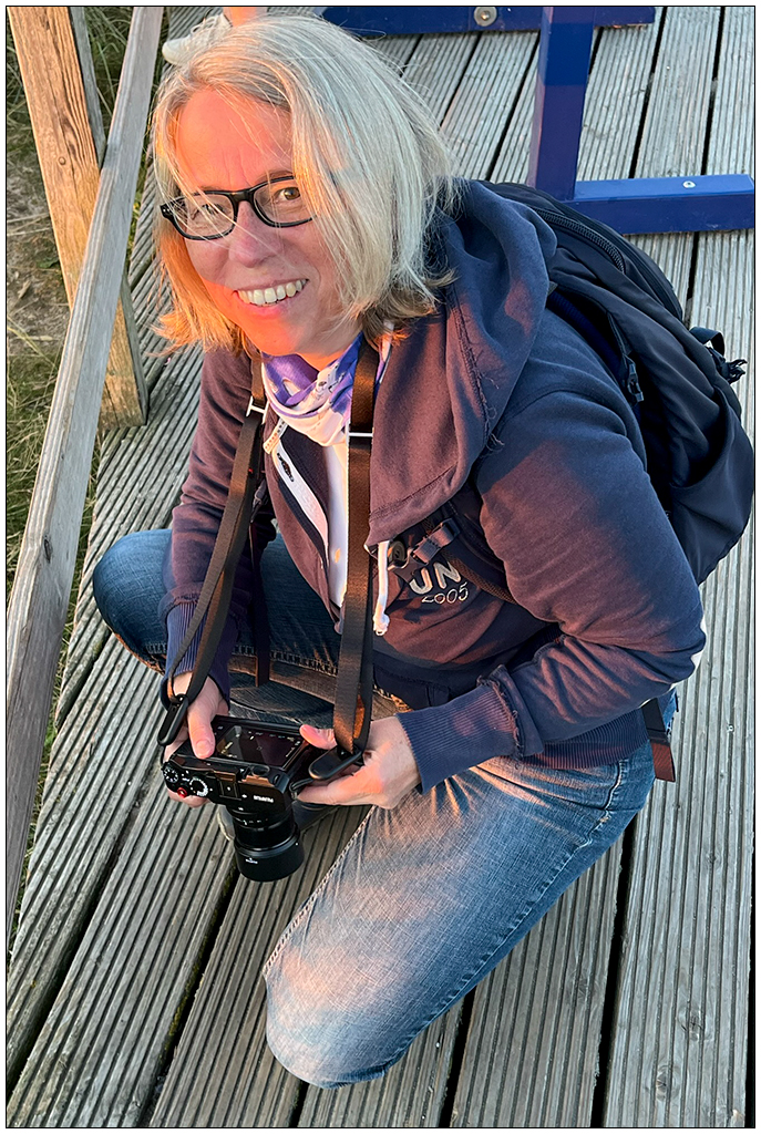 394 Sylt – Glücklich beim Sonnenuntergang am Kliff bei Kampen