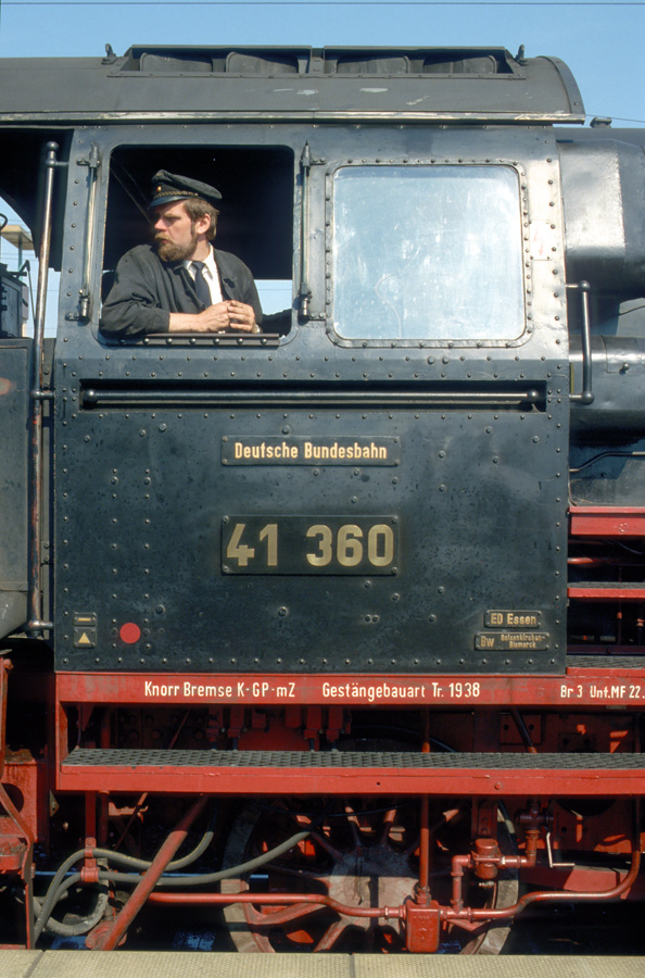 41 360 D'dorf Hbf 1 900
