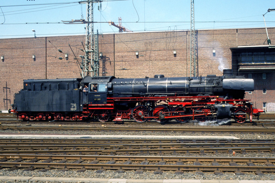 41 360 D'dorf Hbf 3 900