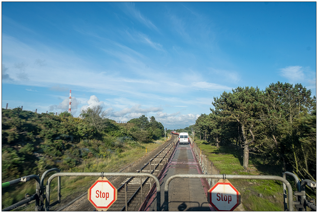 416 Sylt – Auf dem Autozug Höhe Morsum I