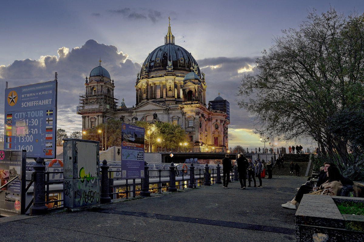 50-Berlin-Bootstour-Auster.jpg
