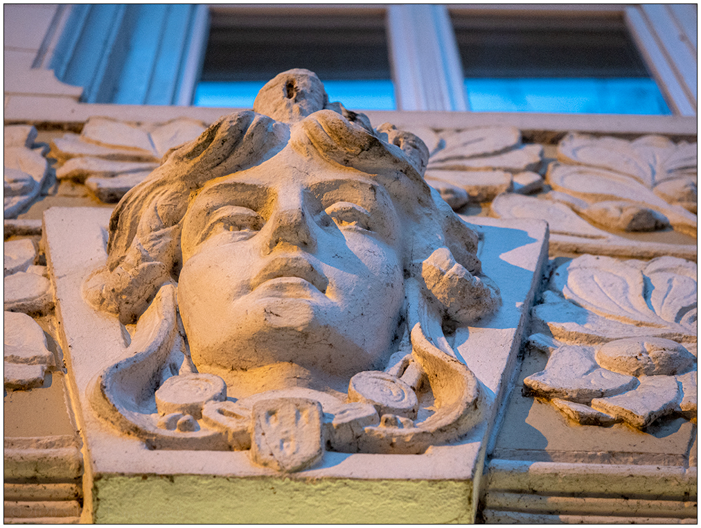 563 Fotospaziergang - Hausfassade