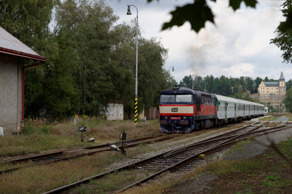 610 4995 Bardotka 749 121 0