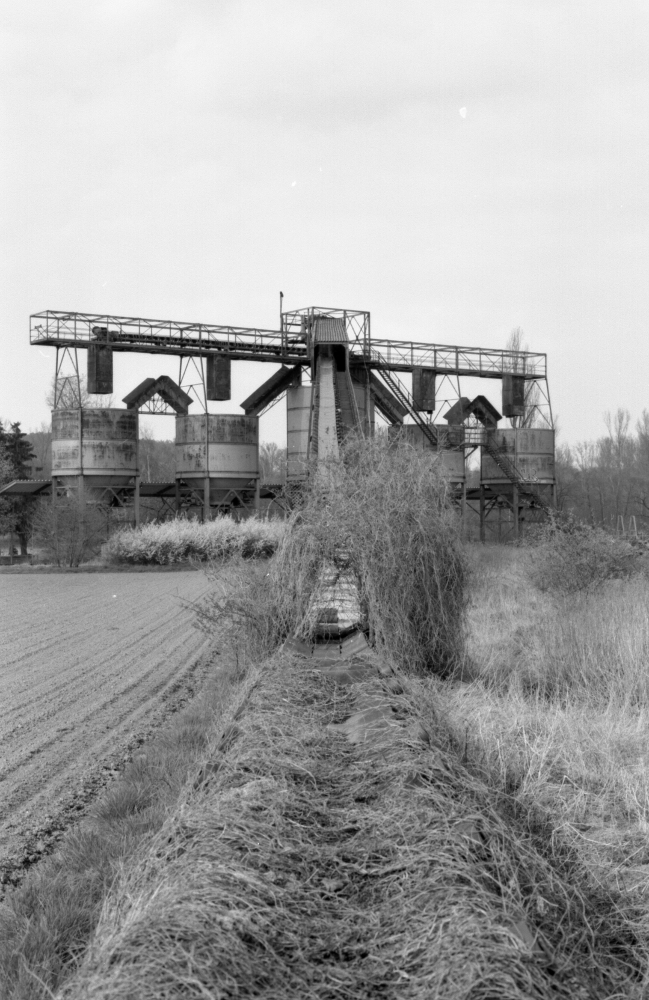 9600 16