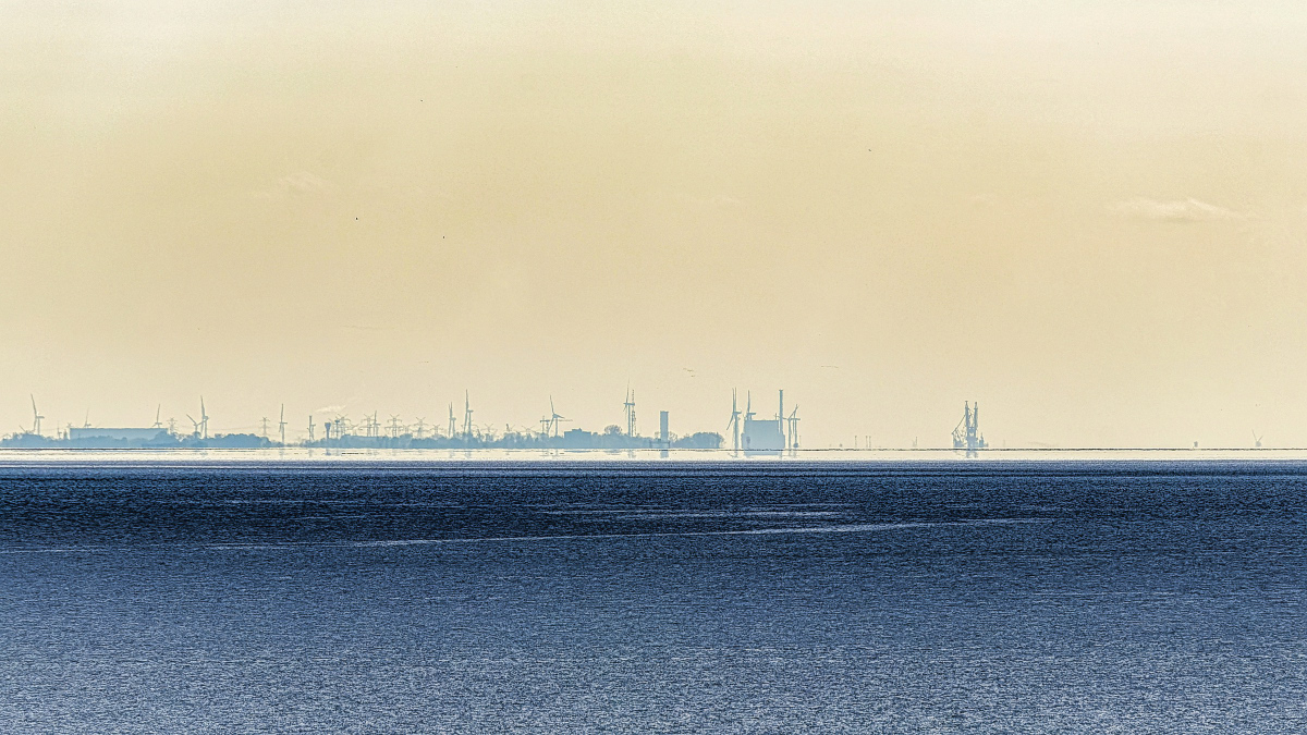 _F755235-.JPG