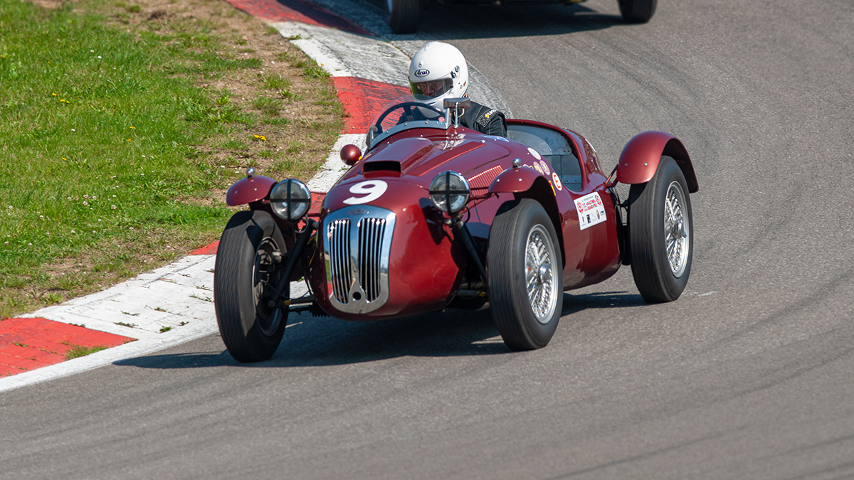 _RG72624-1200.jpg