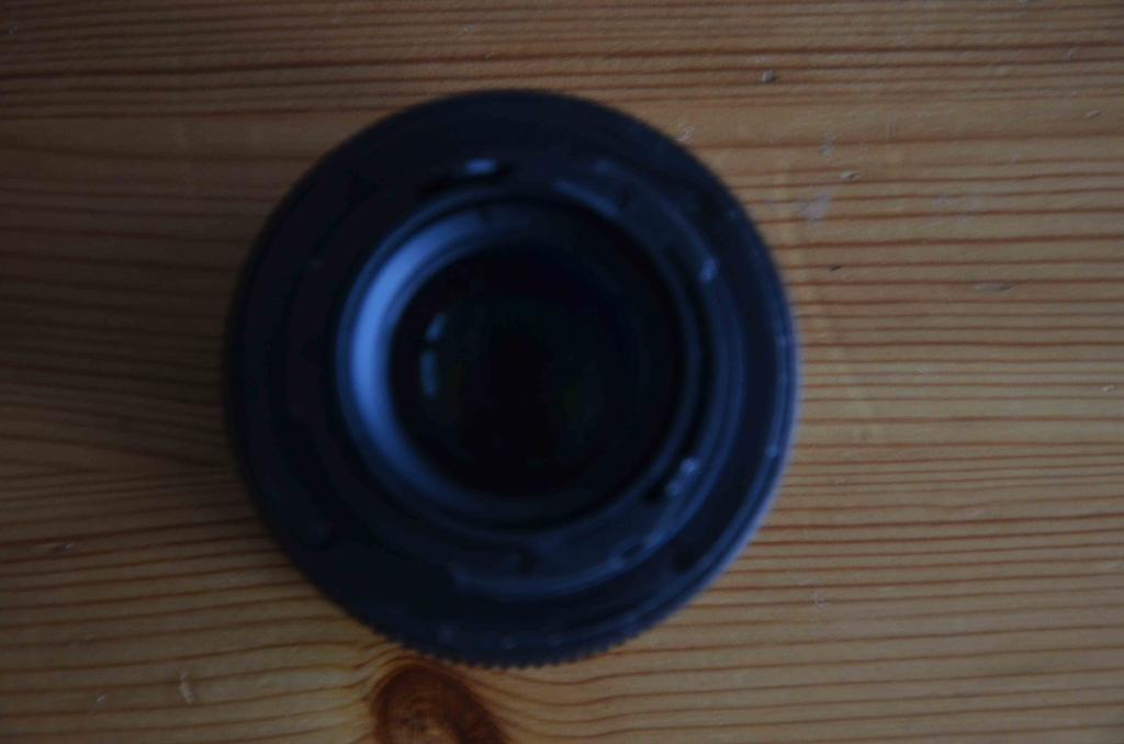 Abb. 2 Das Zeiss Objektiv von hinten (Bajonett)