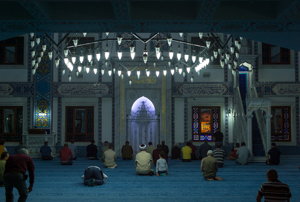 Abendgebet Moschee neu