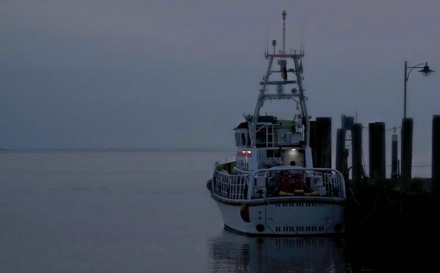 Abends am Anleger nach Pellworm nahe Nordstrand..jpg