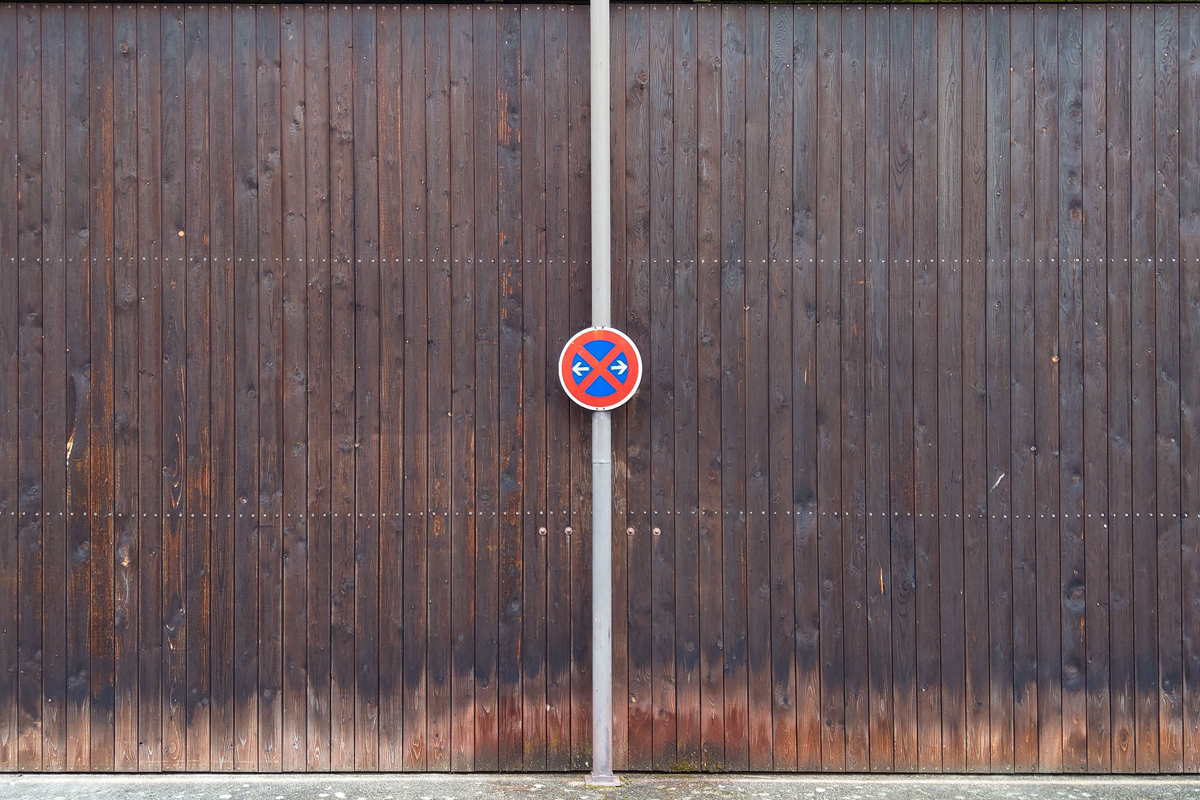 Absolutes Halteverbot links und rechts