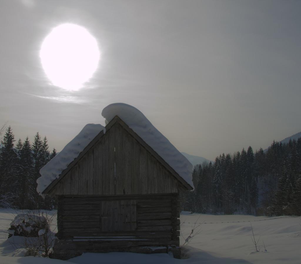 Admont Hütte Gegenlicht
