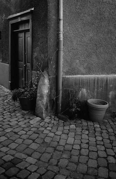 Agfa Copex Rapid 
Nikon F2; Shift 35mm 2,8