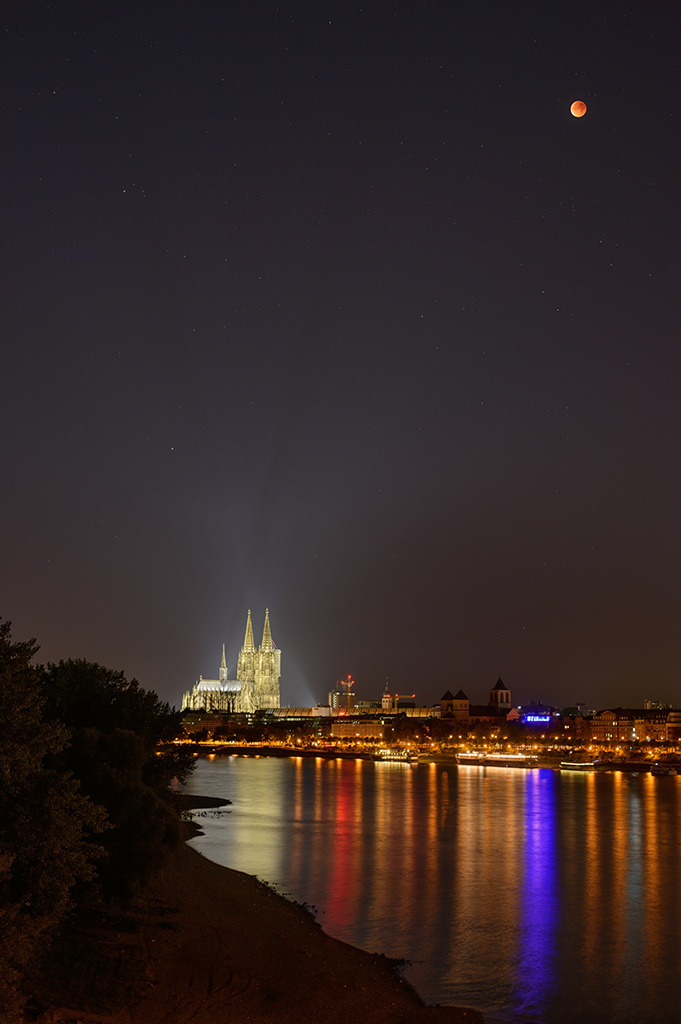 AK2015 09 28 018
