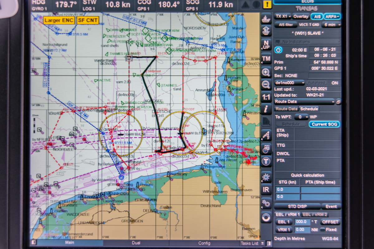 AL557-48.jpg