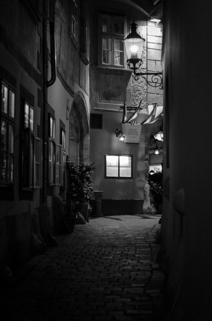alleyway